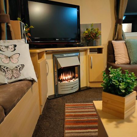 M&C Caravan Hire Sunnysands Бармут Экстерьер фото